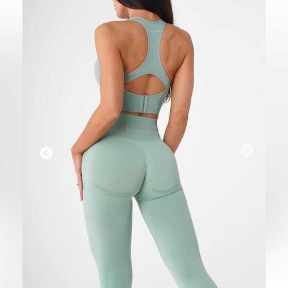 [l] NVGTN NWOT Sage Green Seamless Contour Leggings Fitted Compression Women’s - Picture 3 of 16